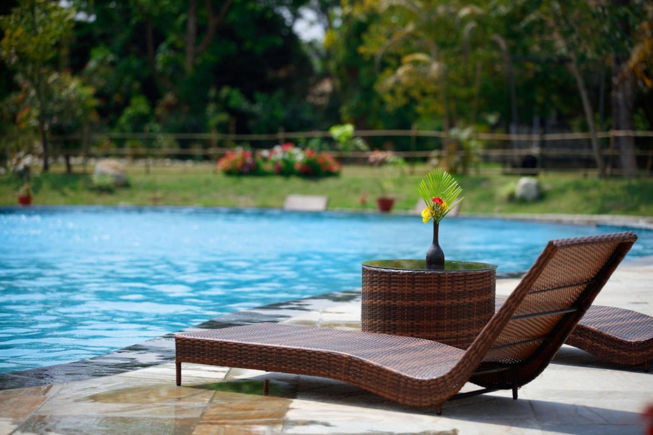 Jungle Villa Resort - Near Chitwan National Park 외부 사진