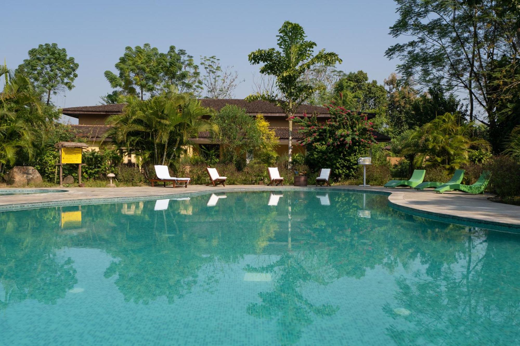 Jungle Villa Resort - Near Chitwan National Park 외부 사진