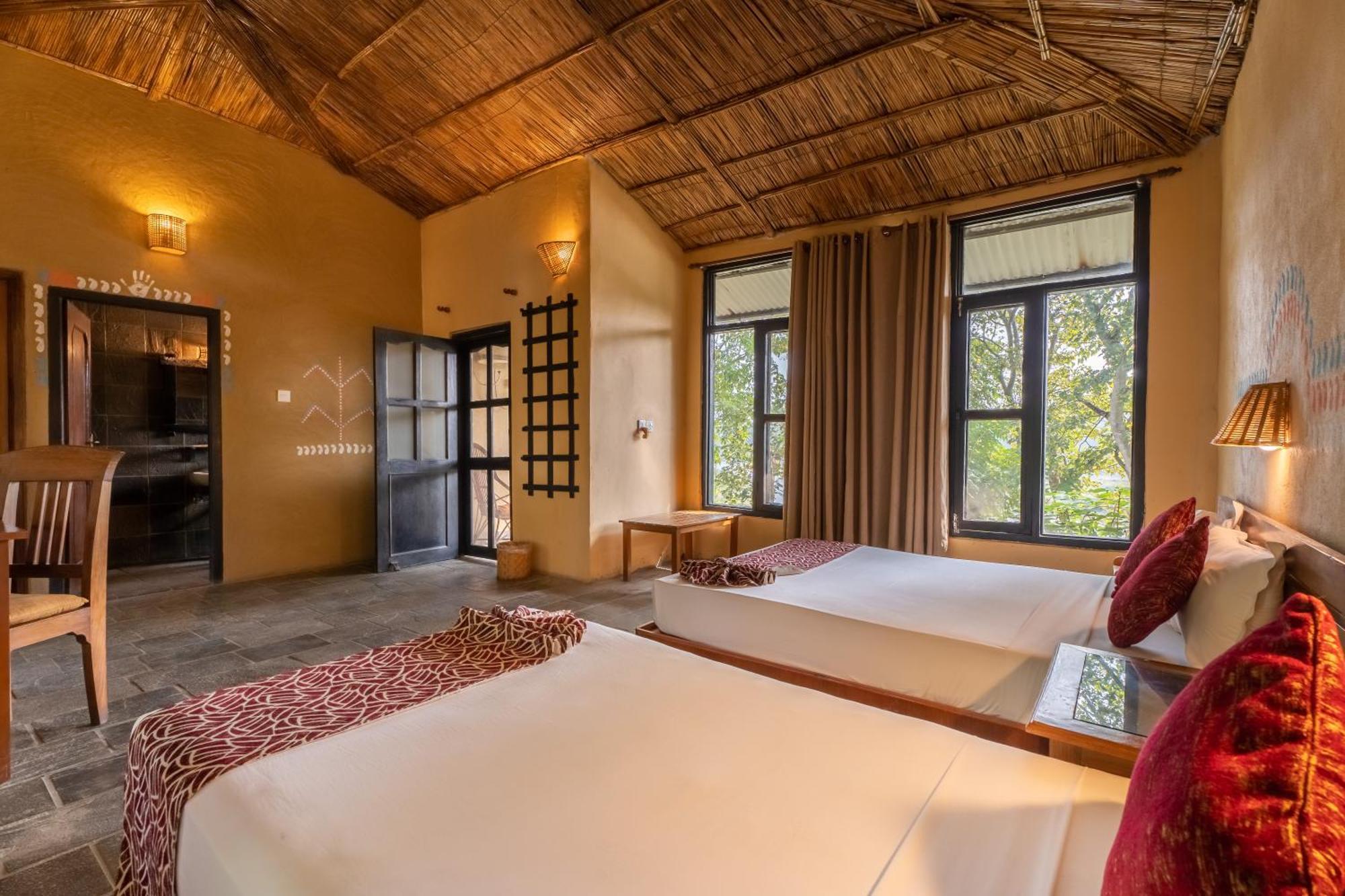 Jungle Villa Resort - Near Chitwan National Park 외부 사진